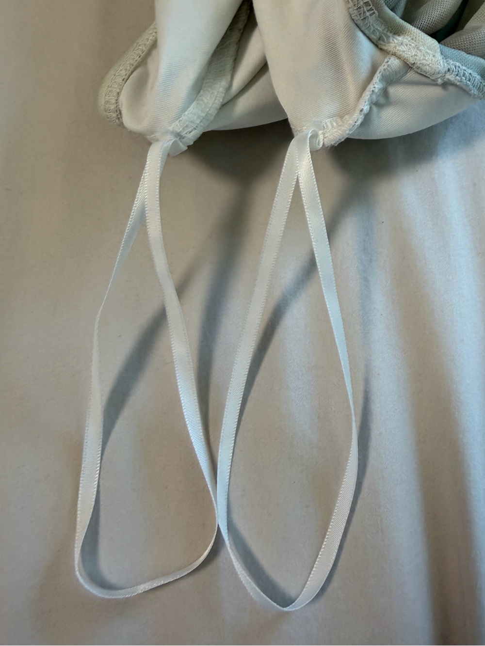 🤍 Abstract Ruched Mesh Strapless Tube Top | Size Small - Picture 8 of 8